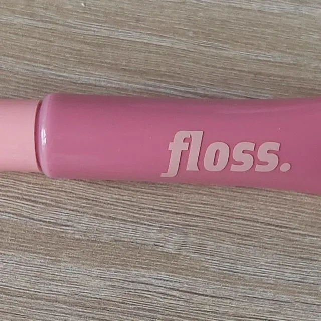 Gloss Floss