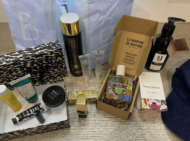 Mes 2 dernières commandes avec pour chacune une casquette