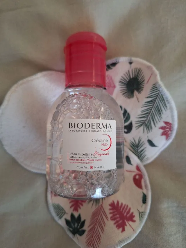 L'eau micellaire Créaline H2O BIODERMA est parfaite pour