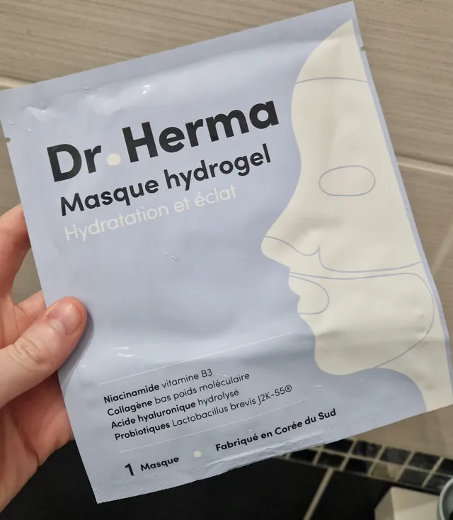 Hier j'ai enfin testé le masque Dr.Herma, reçu dans la box