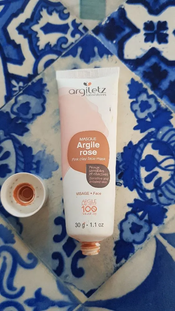 Coucou à toutes et à tous ! On m'avait offert ce masque en