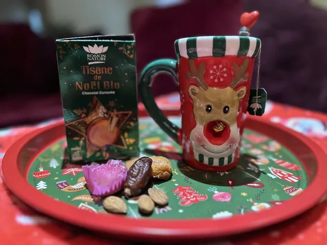 Ah les fĂȘtes đavec ses bonnes odeurs .... Tisane bio de