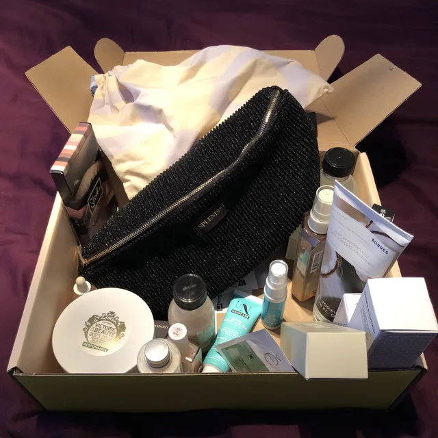 Ça y est! Ça déballe! Voici ma commande tant attendue : la