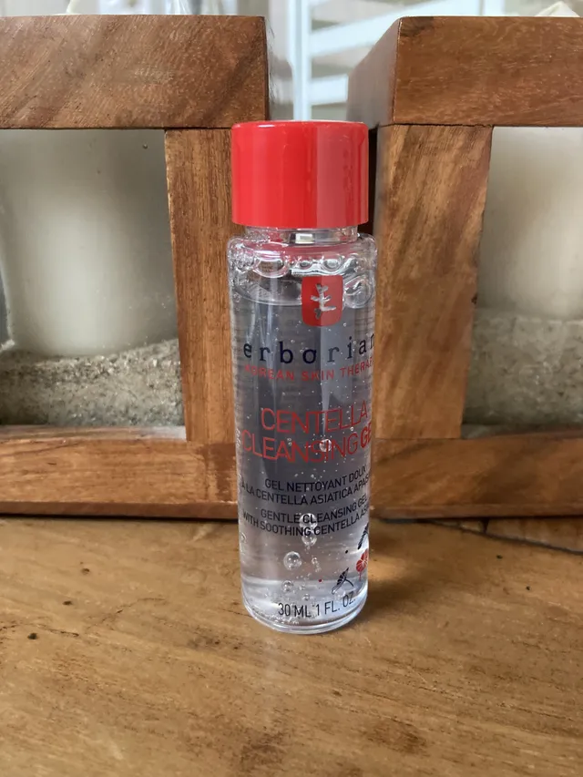 Un basique à avoir dans sa trousse de toilettes. Ce gel