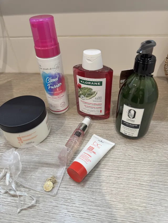 Voici ma 2ème commande reçue. Des produits oiur definir