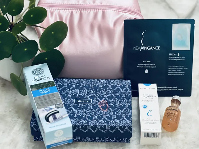 Hello les filles, Ma commande est arrivée, je suis