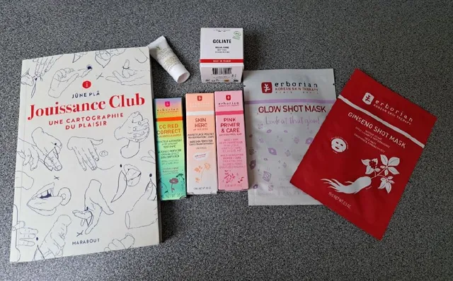 hello les beautygirls voici ma dernière commande reçue