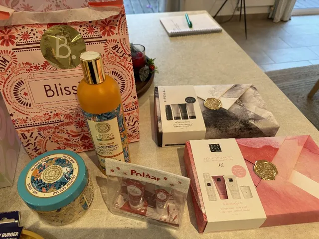 C'est tous les jours Noël !! Encore des cadeaux prévus: