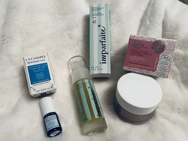 Salut les girl´s!!! Ma petite commande recue aujourd´hui!