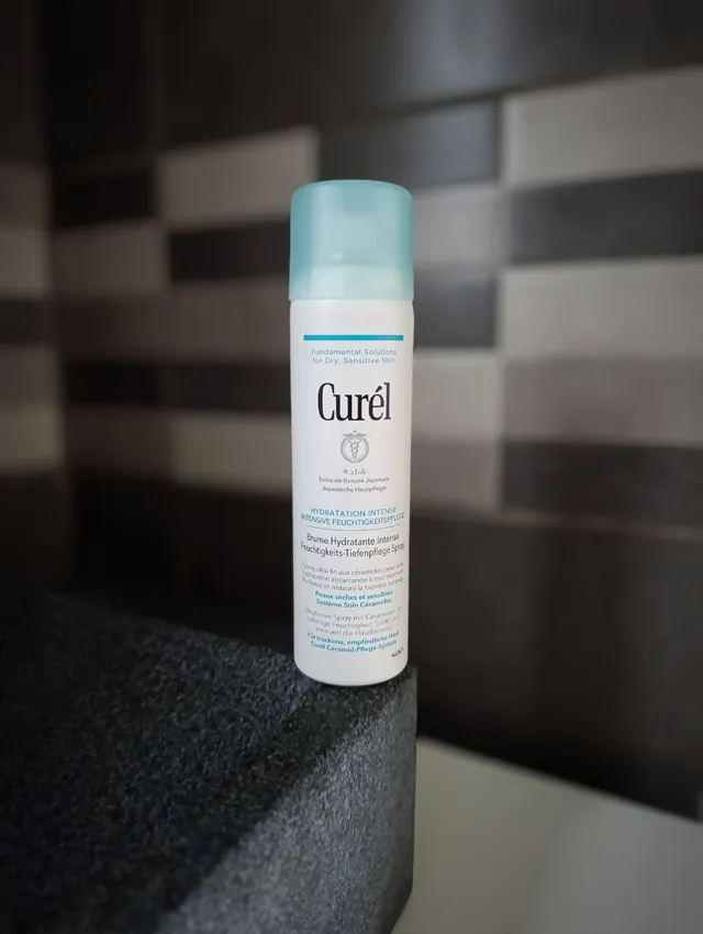 La brume est super fine ce qui la rend agréable à appliquer.